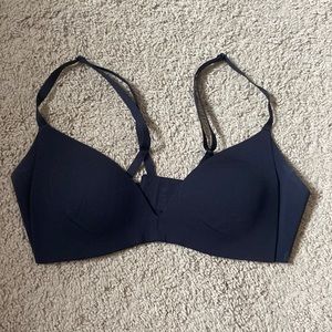 Lululemon black wireless push-up bra